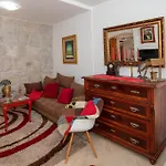 Appartamento Amazing In With House Sea View
