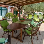 Appartamento Amazing In With House Sea View Blace