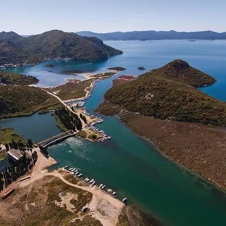 Apartman Gorgeous In With Wifi