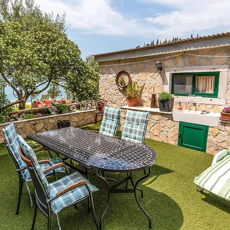Amazing In With House Sea View Blace