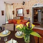 Amazing In With House Sea View