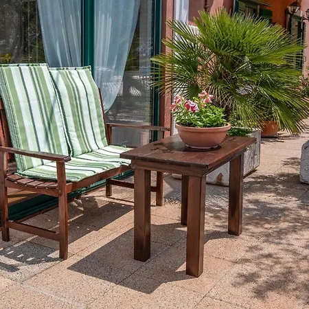 Gorgeous In With Wifi Appartement Blace